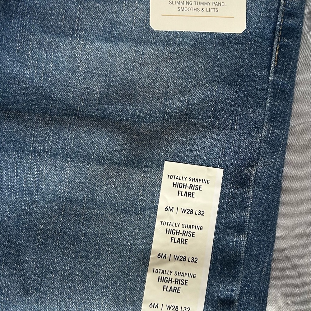 Levi Strauss Signature High Rise Blue Flare Women's Jeans - Picture 3 of 7